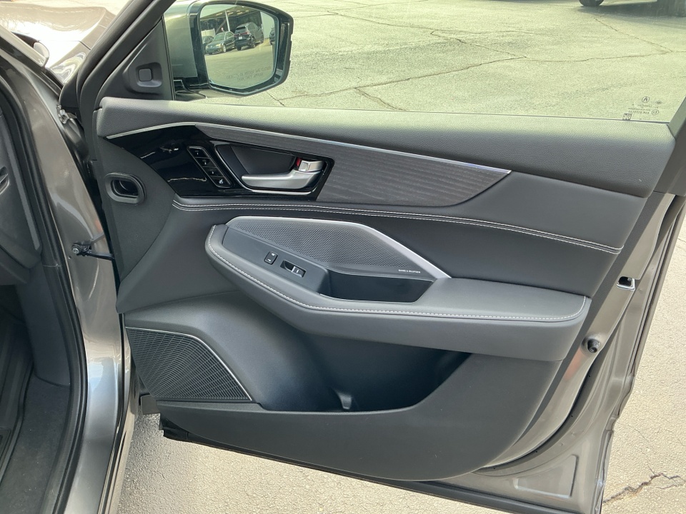 5J8YE1H84TL024570 2026 Acura MDX Advance Package