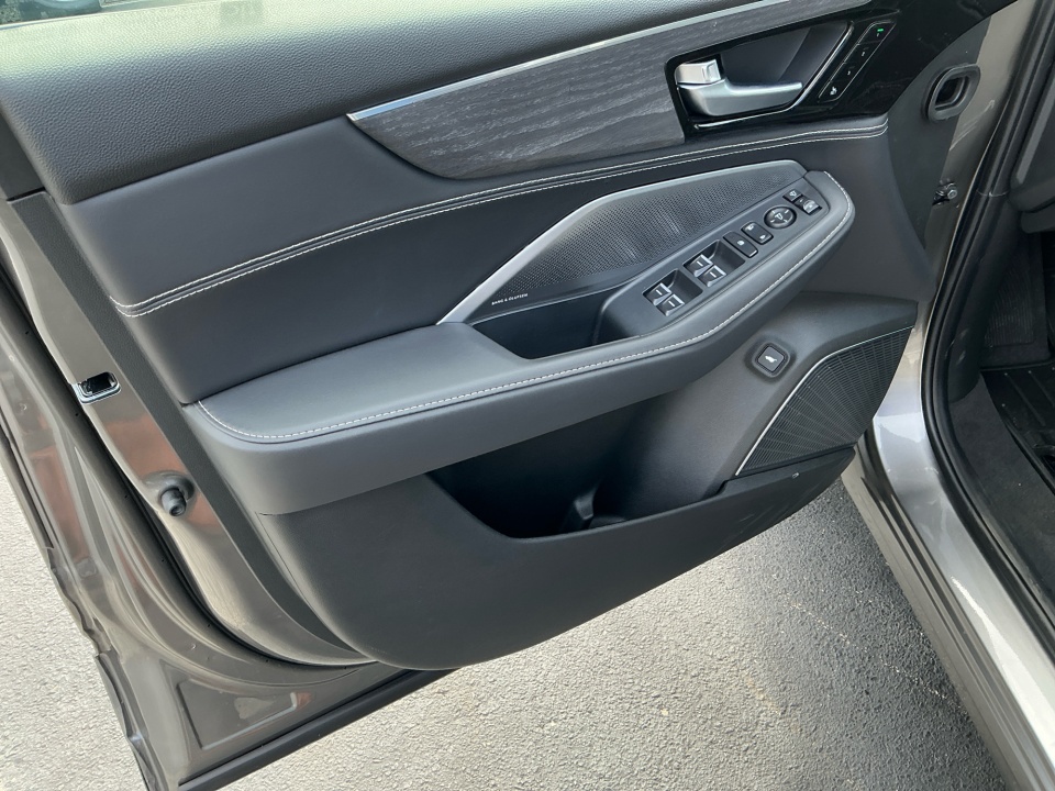 5J8YE1H84TL024570 2026 Acura MDX Advance Package