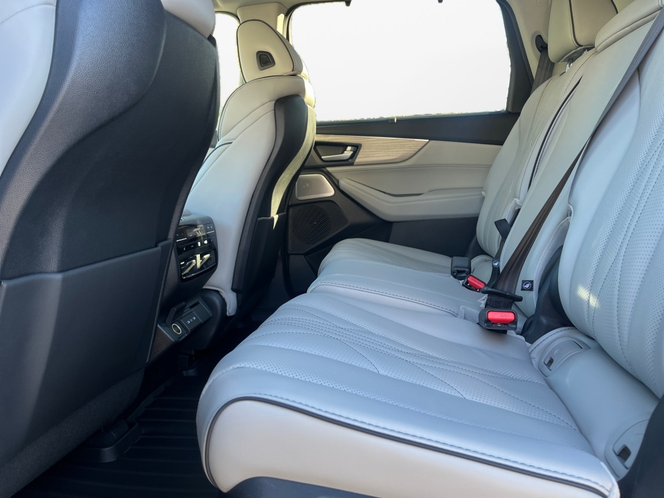 5J8YE1H85TL016218 2026 Acura MDX Advance Package