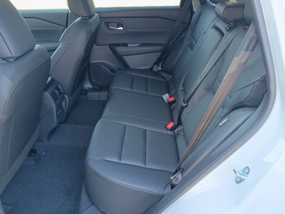 5N1BT3BA1TC833943 2026 Nissan Rogue Dark Armor