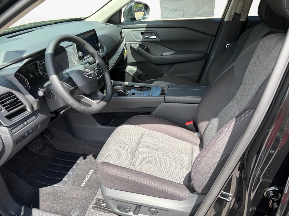 5N1BT3BA2TC857037 2026 Nissan Rogue SV