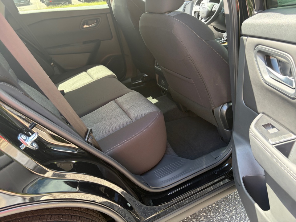 5N1BT3BA2TC857037 2026 Nissan Rogue SV