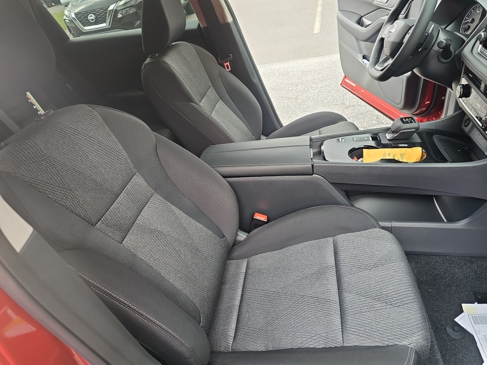 5N1BT3BA4TC857704 2026 Nissan Rogue SV