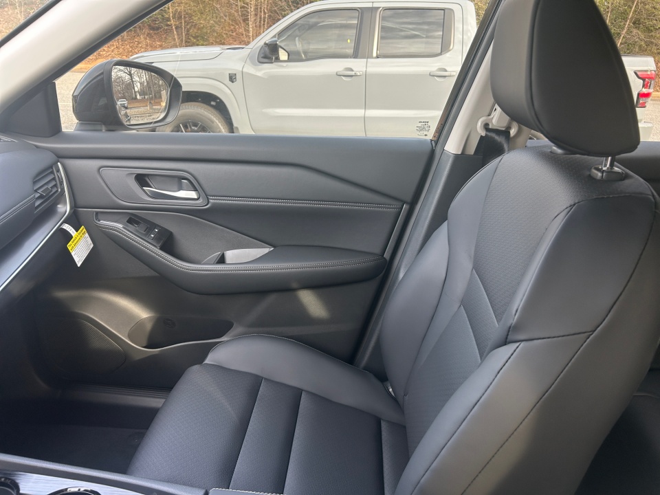 5N1BT3BB3TC747848 2026 Nissan Rogue Dark Armor