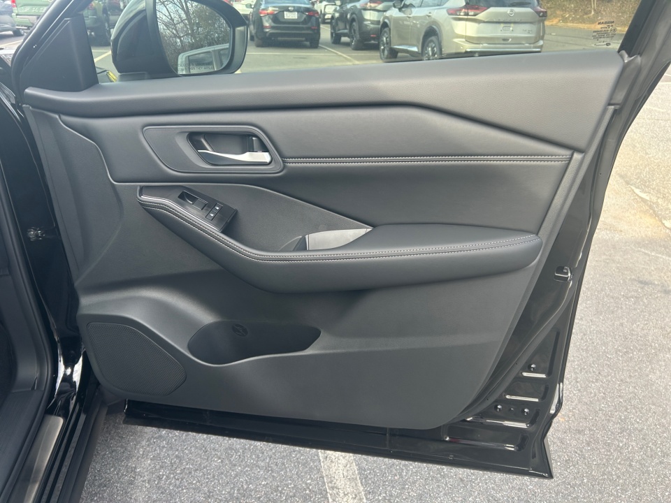 5N1BT3BB3TC747848 2026 Nissan Rogue Dark Armor