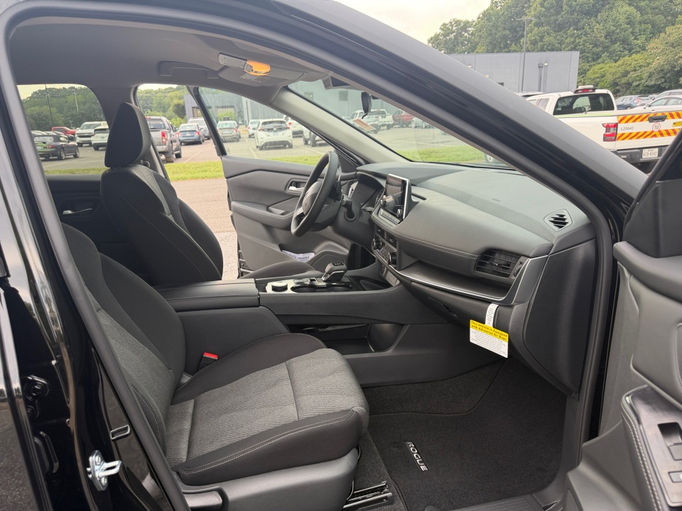 5N1BT3BB3TC860103 2026 Nissan Rogue SV