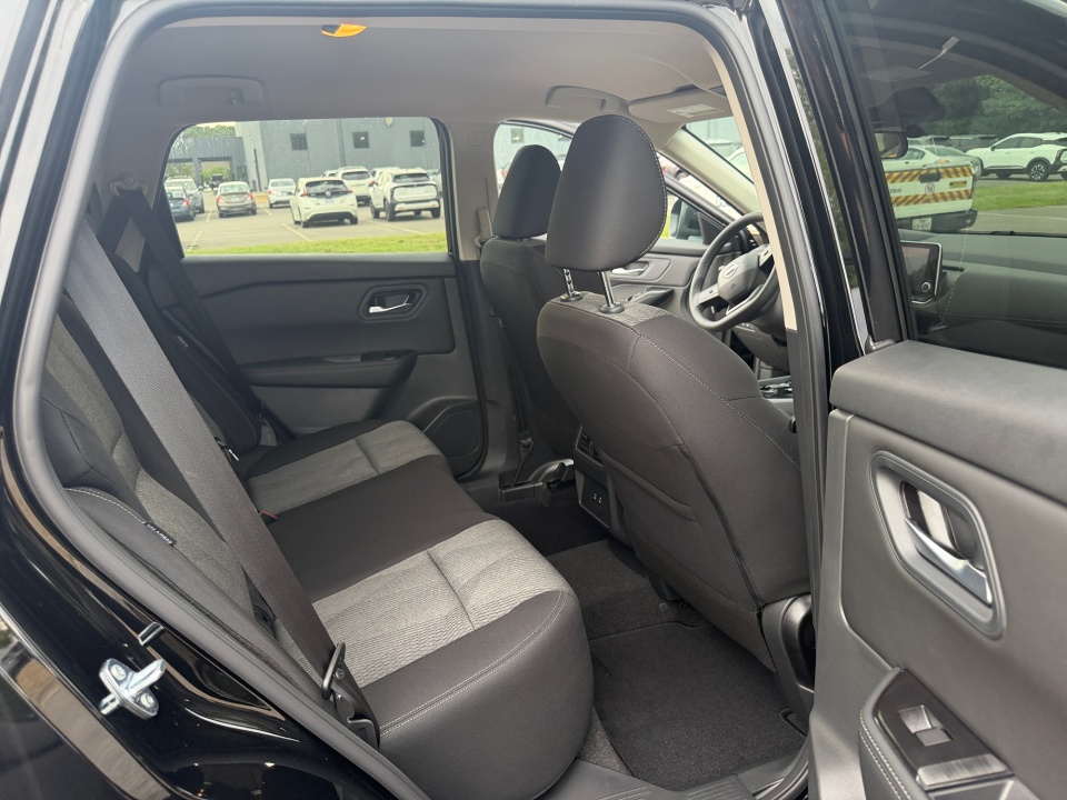 5N1BT3BB3TC860103 2026 Nissan Rogue SV