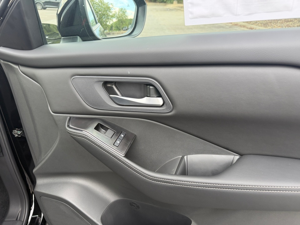 5N1BT3BB3TC860103 2026 Nissan Rogue SV