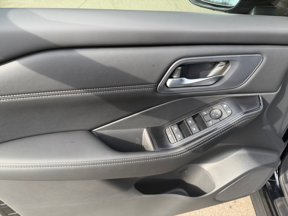 5N1BT3BB8TC769019 2026 Nissan Rogue Dark Armor