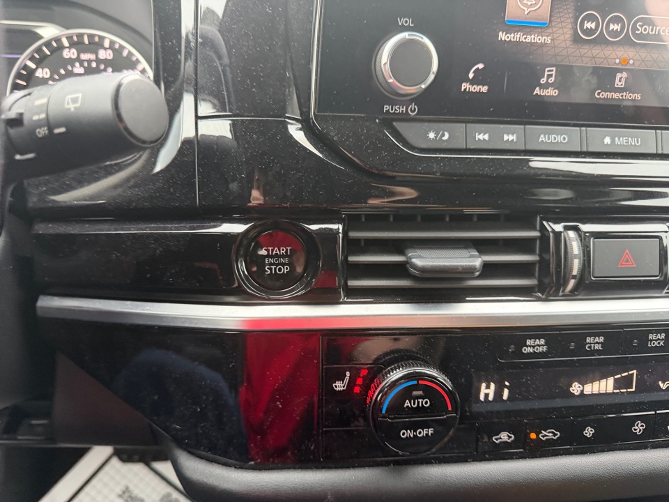 Used 2025 Nissan Pathfinder SUV