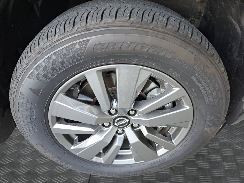 Used 2025 Nissan Pathfinder SUV