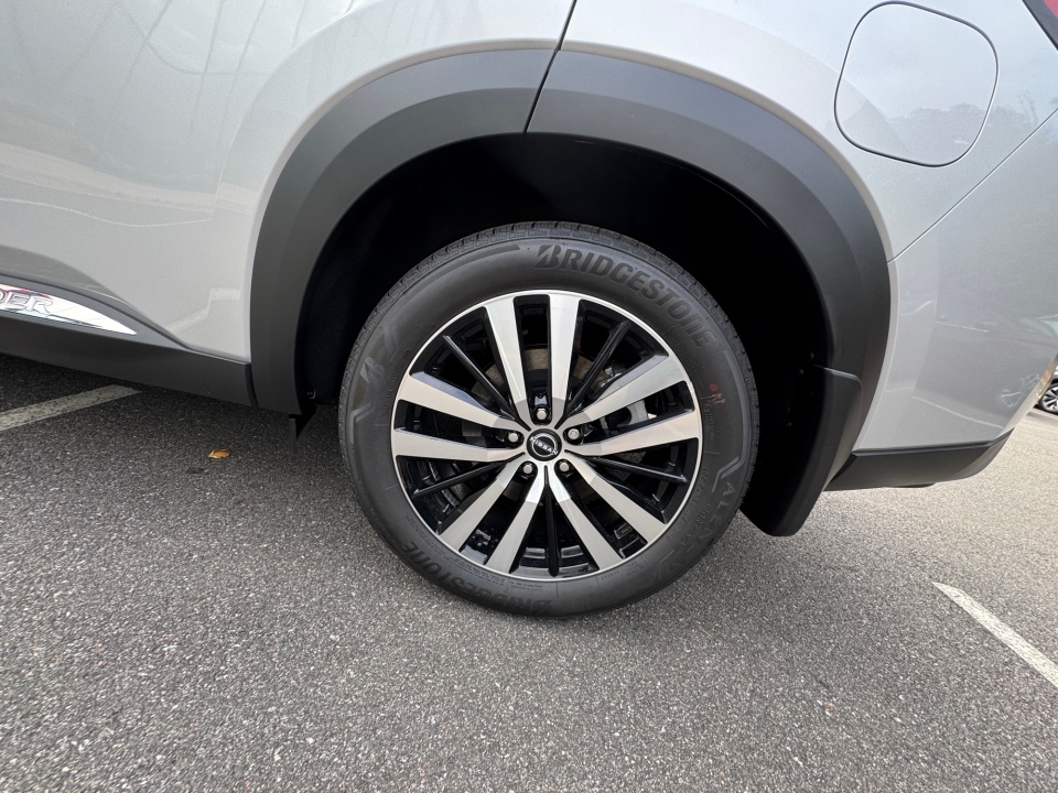 5N1DR3DG1SC282632 2025 Nissan Pathfinder Platinum FWD