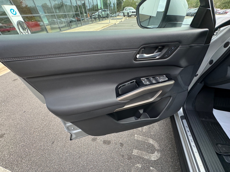 5N1DR3DG1SC282632 2025 Nissan Pathfinder Platinum FWD