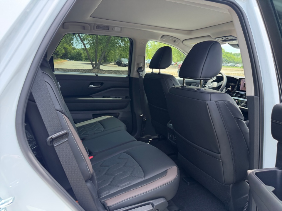 5N1DR3DJXTC252848 2026 Nissan Pathfinder Platinum