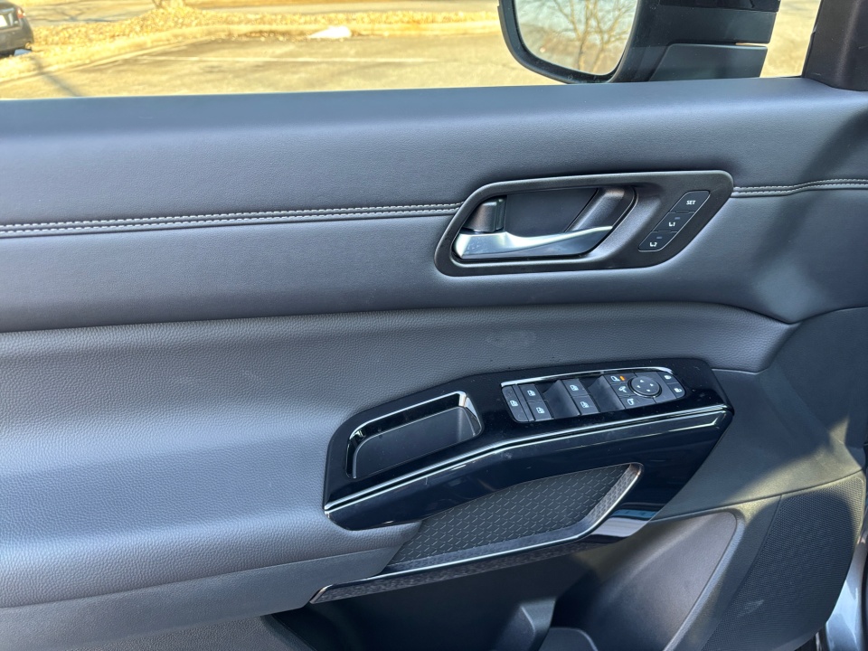 5N1DR3DMXTC215938 2026 Nissan Pathfinder Platinum