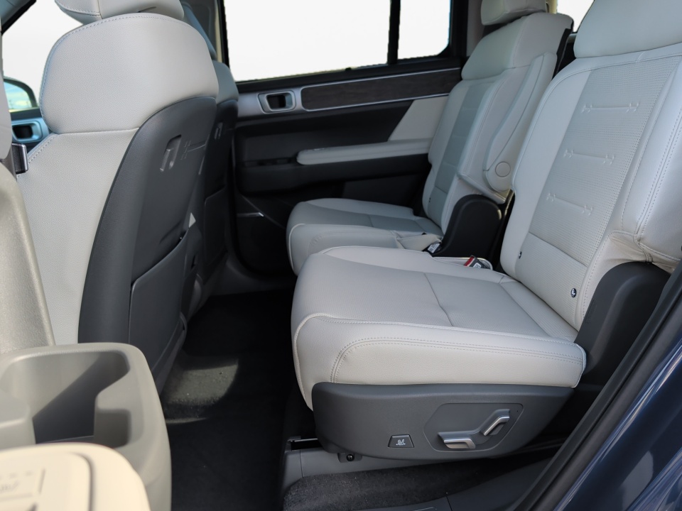 5NMP4DGLXTH190985 2026 Hyundai Santa Fe Limited