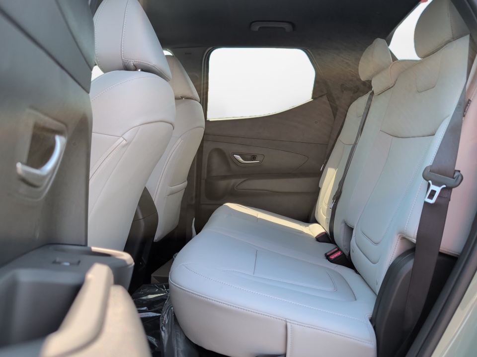 5NTJBDDEXTH175750 2026 Hyundai Santa Cruz SEL