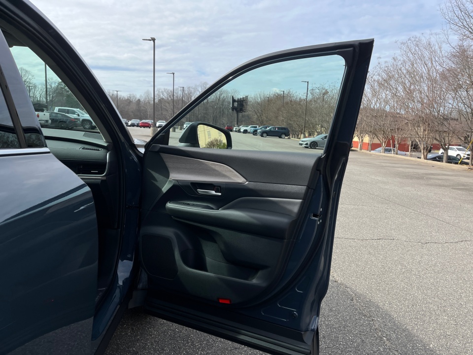 5TDAAAA52TS041040 2026 Toyota Grand Highlander Limited