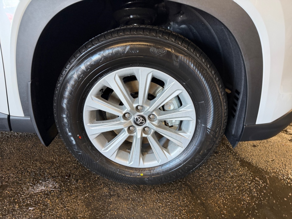 5TDAAAB5XTS124164 2026 Toyota Grand Highlander XLE