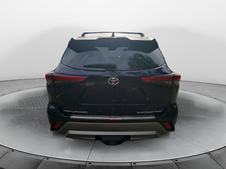 Used 2021 Toyota Highlander SUV