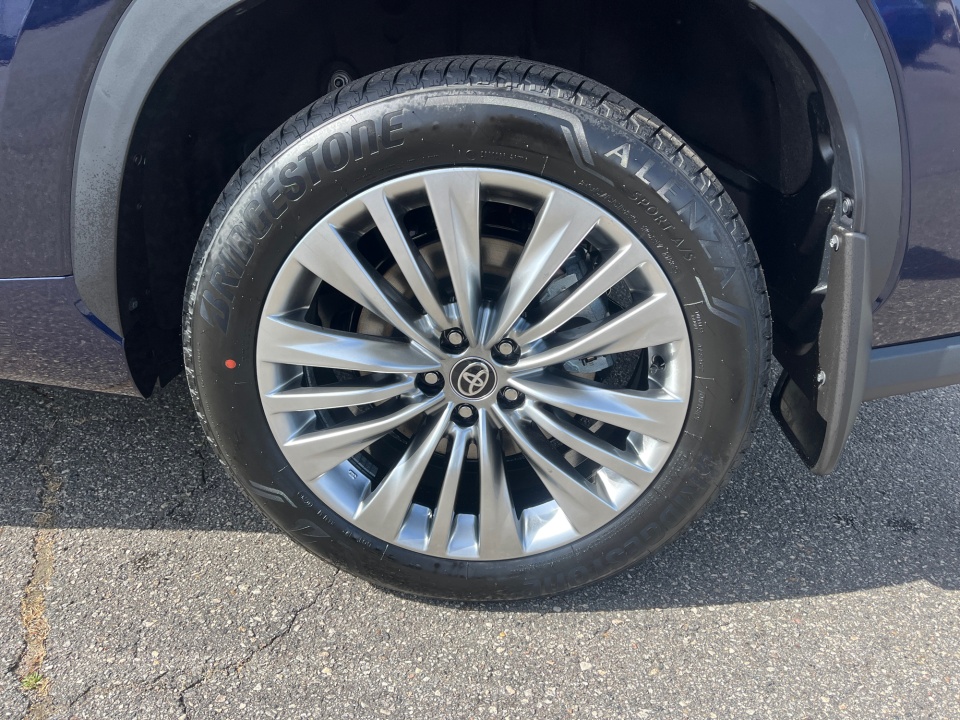 5TDKDRBHXTS608680 2026 Toyota Highlander Platinum