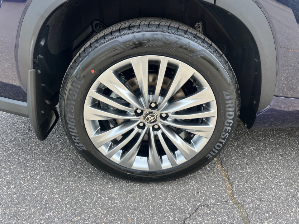 5TDKDRBHXTS608680 2026 Toyota Highlander Platinum