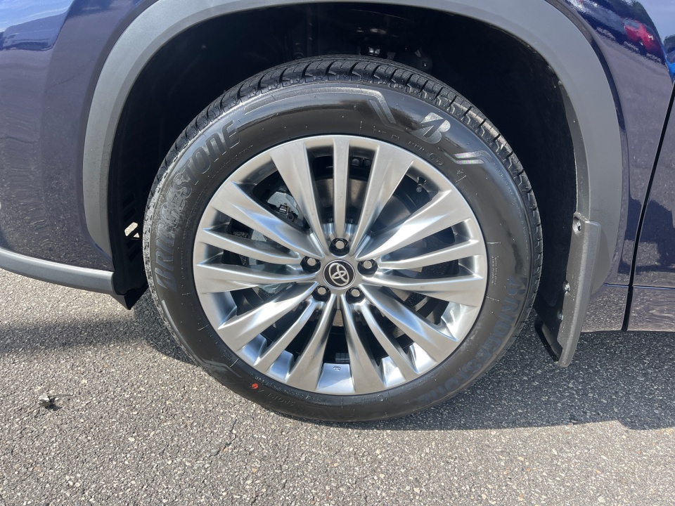 5TDKDRBHXTS608680 2026 Toyota Highlander Platinum
