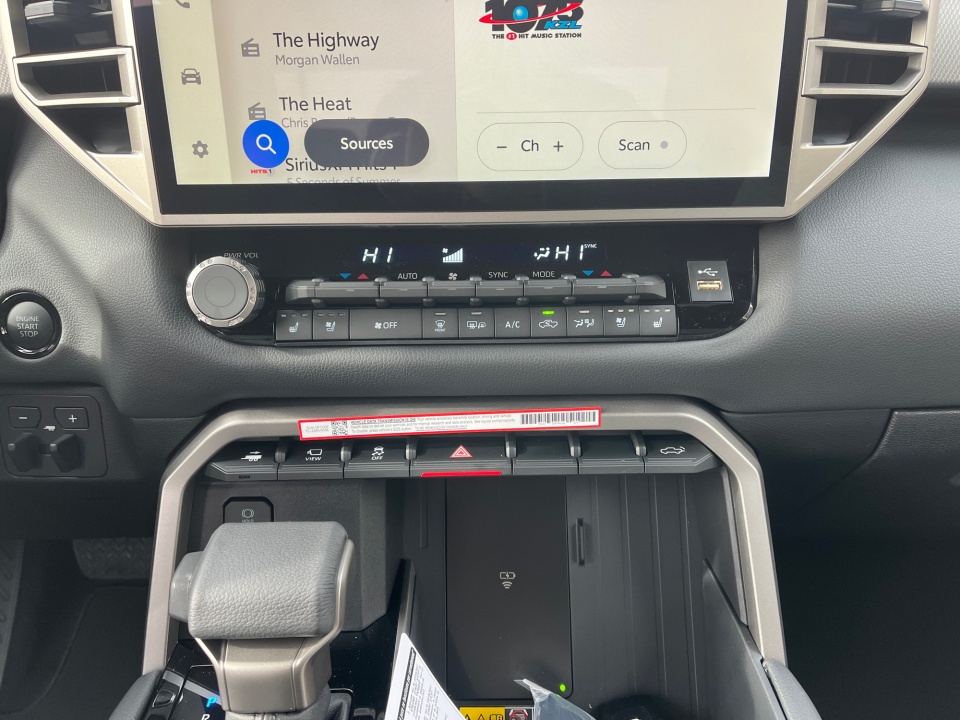 5TFJA5DB2TX375958 2026 Toyota Tundra Limited CrewMax 5.5' Bed