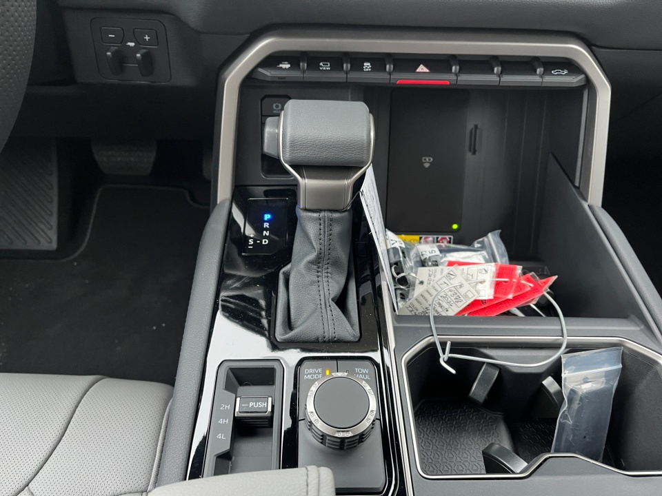 5TFJA5DB6TX416835 2026 Toyota Tundra Limited CrewMax 5.5' Bed