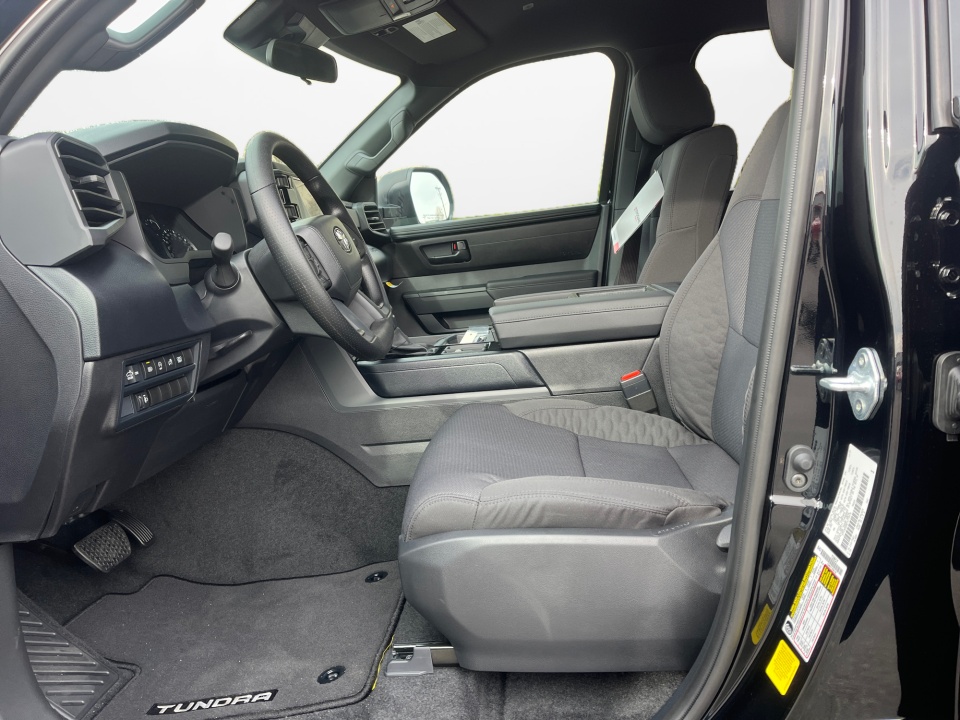 5TFKB5DB0TX372476 2026 Toyota Tundra SR CrewMax 5.5' Bed