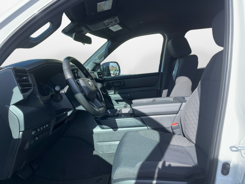 5TFKB5DBXTX375532 2026 Toyota Tundra SR CrewMax 5.5' Bed