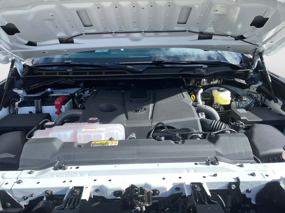 5TFKB5DBXTX375532 2026 Toyota Tundra SR CrewMax 5.5' Bed