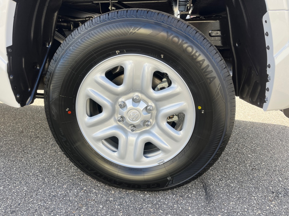 5TFKB5DBXTX375532 2026 Toyota Tundra SR CrewMax 5.5' Bed