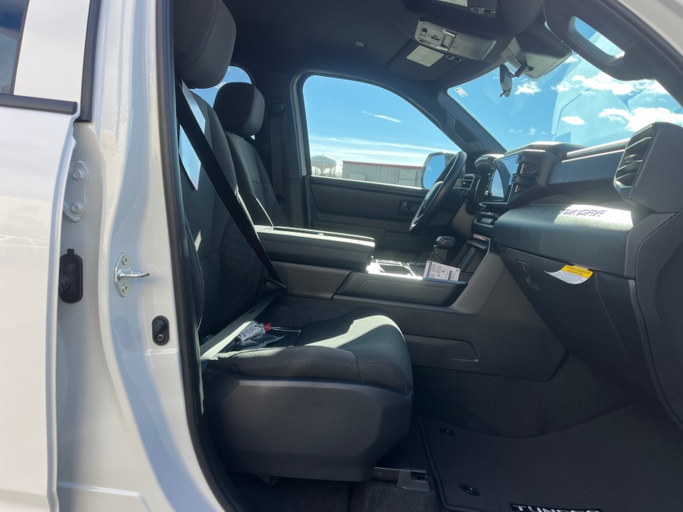 5TFKB5DBXTX375532 2026 Toyota Tundra SR CrewMax 5.5' Bed