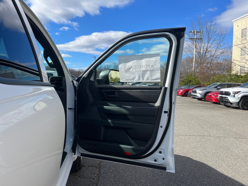 5TFKB5DBXTX375532 2026 Toyota Tundra SR CrewMax 5.5' Bed