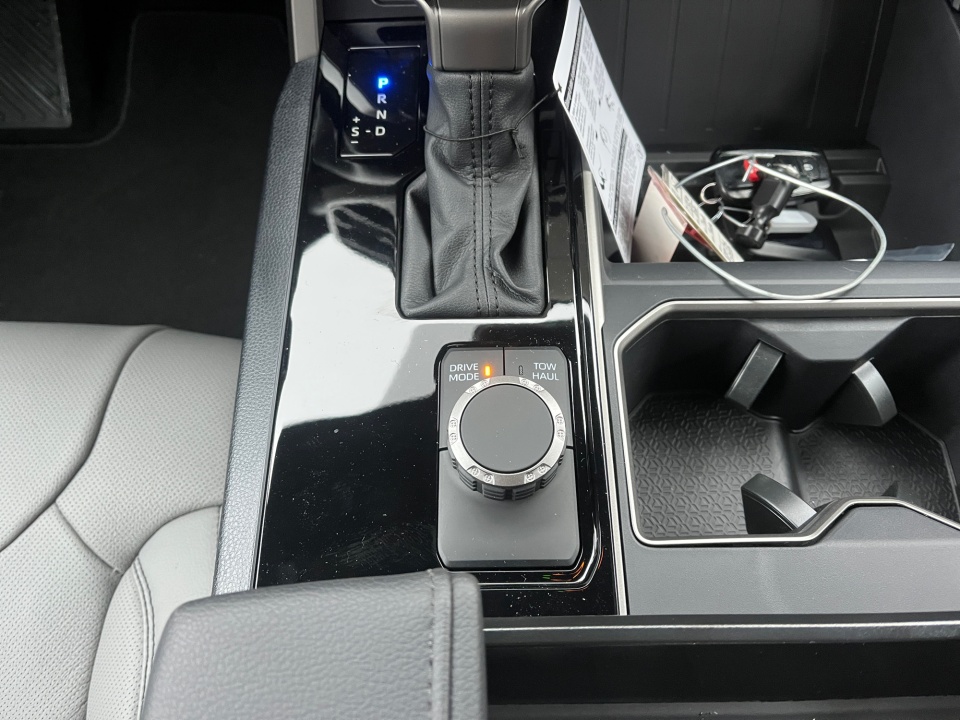 5TFLA5AB4TX055022 2026 Toyota Tundra SR5 CrewMax 5.5' Bed