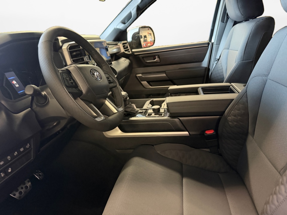 5TFLA5DB4TX399686 2026 Toyota Tundra SR5 CrewMax 5.5' Bed