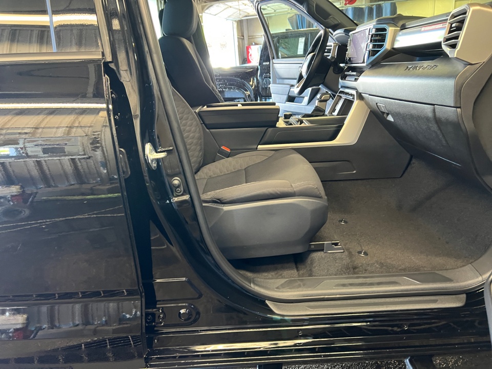 5TFLA5DB4TX404871 2026 Toyota Tundra SR5 CrewMax 5.5' Bed