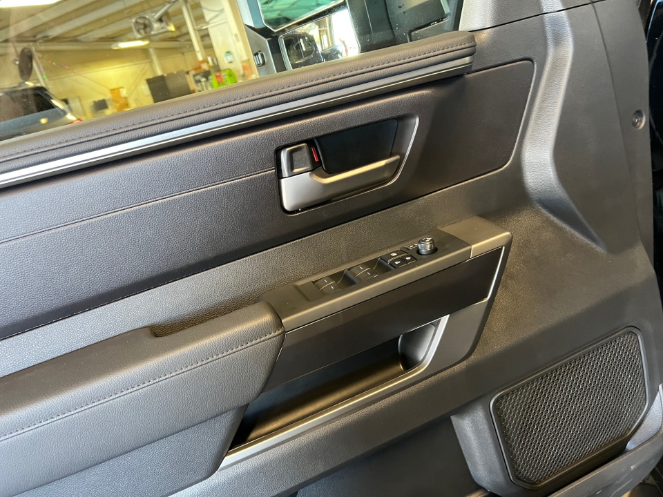 5TFLA5DB4TX404871 2026 Toyota Tundra SR5 CrewMax 5.5' Bed