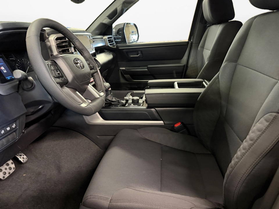 5TFLA5DB6TX386406 2026 Toyota Tundra SR5 CrewMax 5.5' Bed