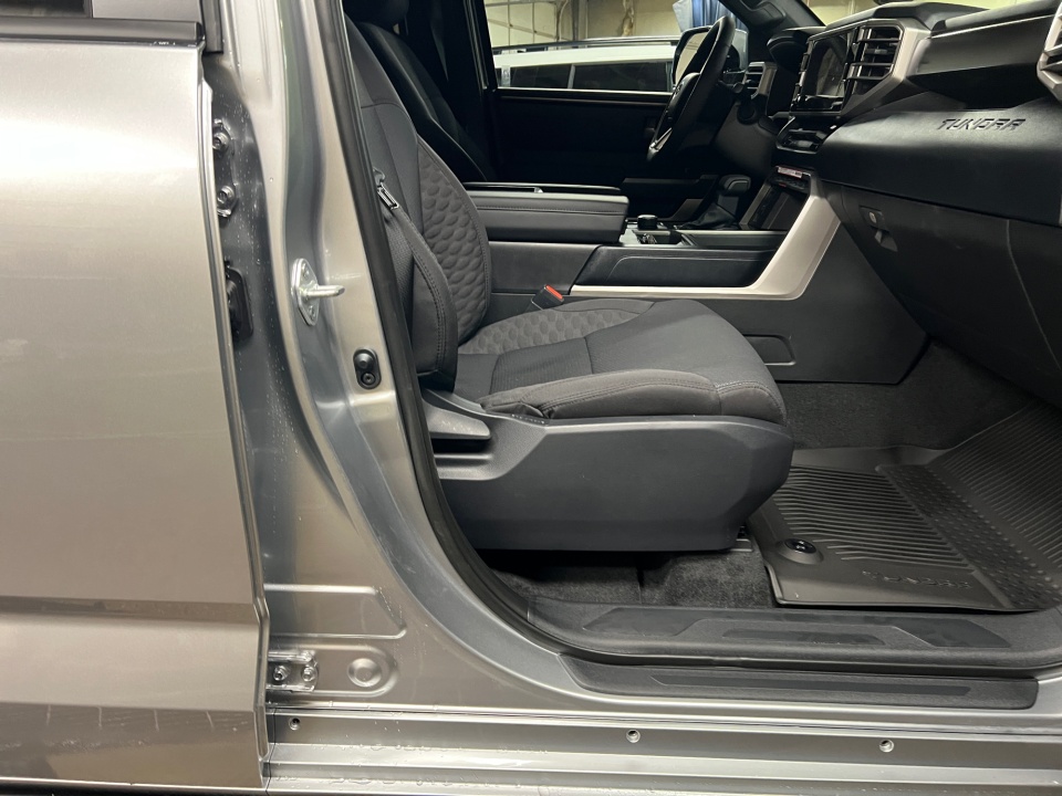 5TFLA5DB8TX383264 2026 Toyota Tundra SR5 CrewMax 5.5' Bed