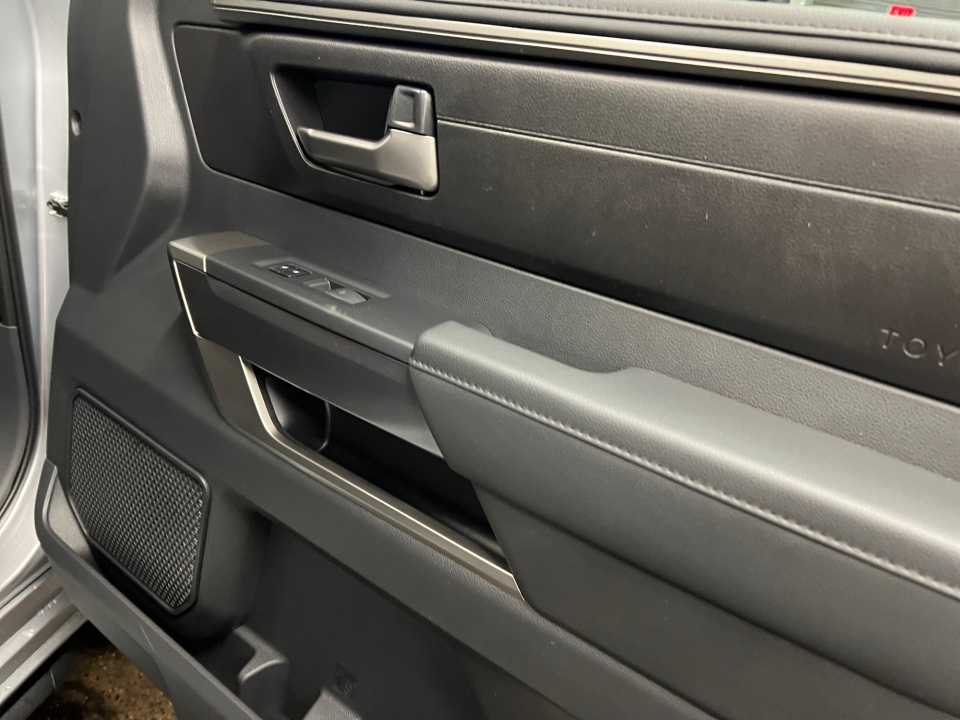 5TFLA5DB8TX383264 2026 Toyota Tundra SR5 CrewMax 5.5' Bed