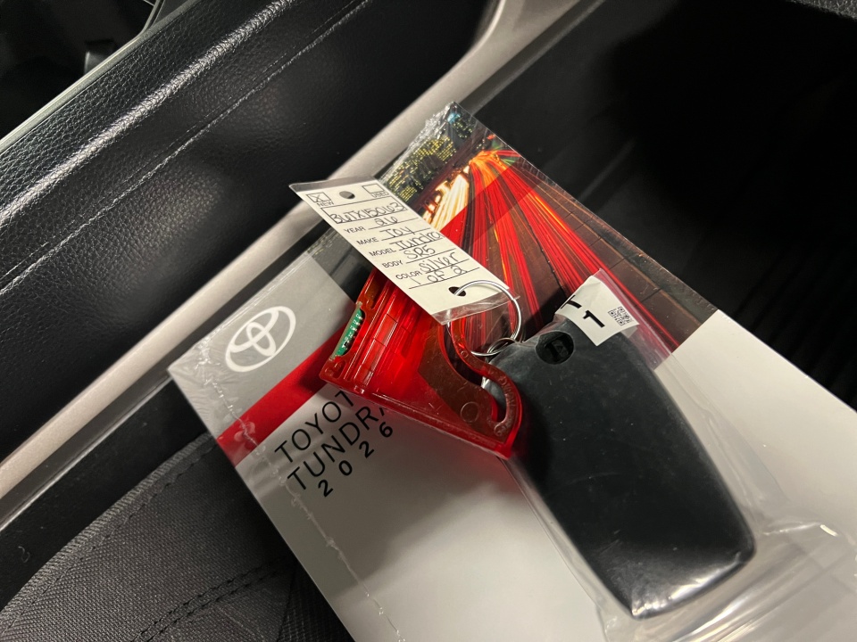 5TFLA5DB8TX383264 2026 Toyota Tundra SR5 CrewMax 5.5' Bed