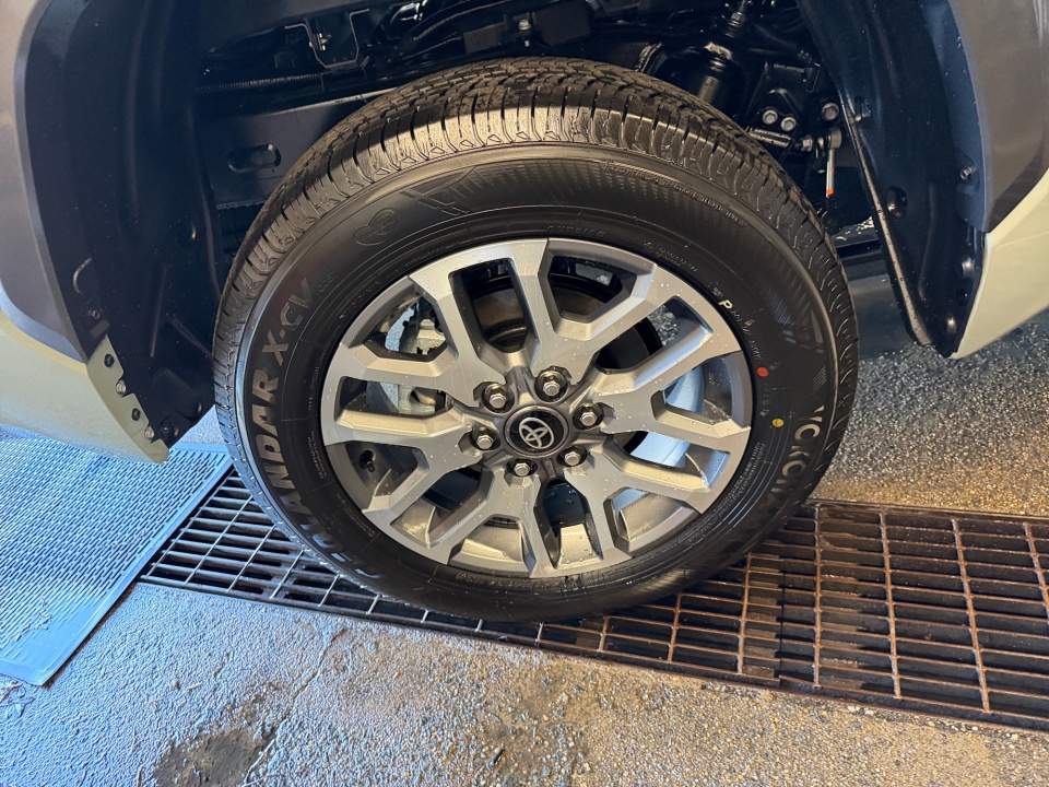 5TFMA5DB7TX409180 2026 Toyota Tundra 1794 Edition CrewMax 5.5' Bed