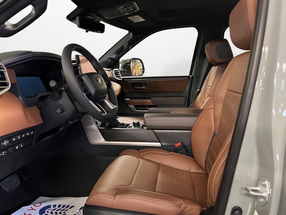 5TFMA5DB8TX372432 2026 Toyota Tundra 1794 Edition CrewMax 5.5' Bed