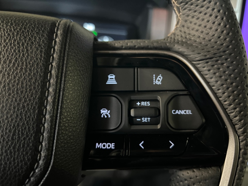 5TFMA5DB8TX372432 2026 Toyota Tundra 1794 Edition CrewMax 5.5' Bed