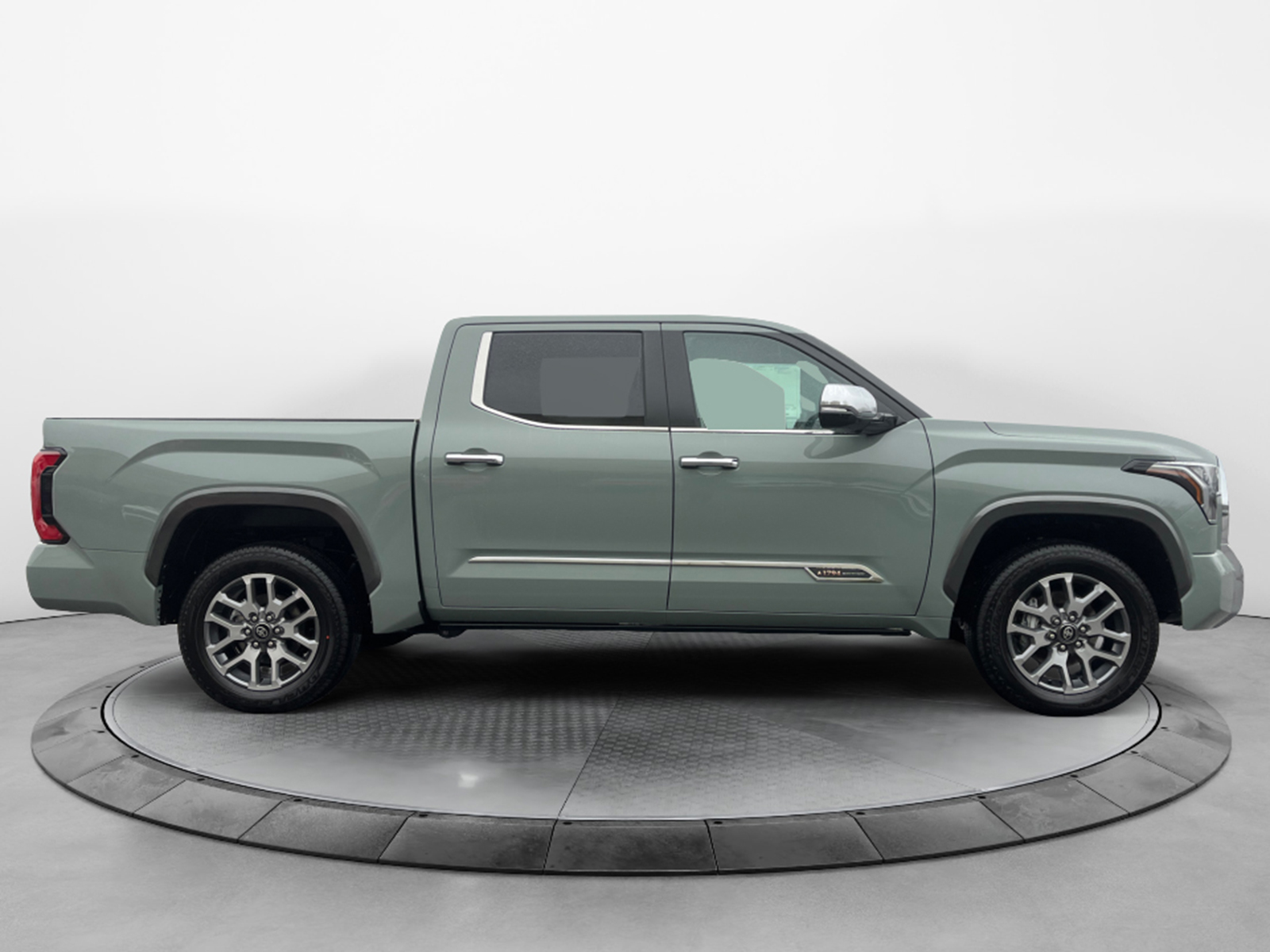 5TFMA5DB8TX378974 2026 Toyota Tundra 1794 Edition CrewMax 5.5' Bed