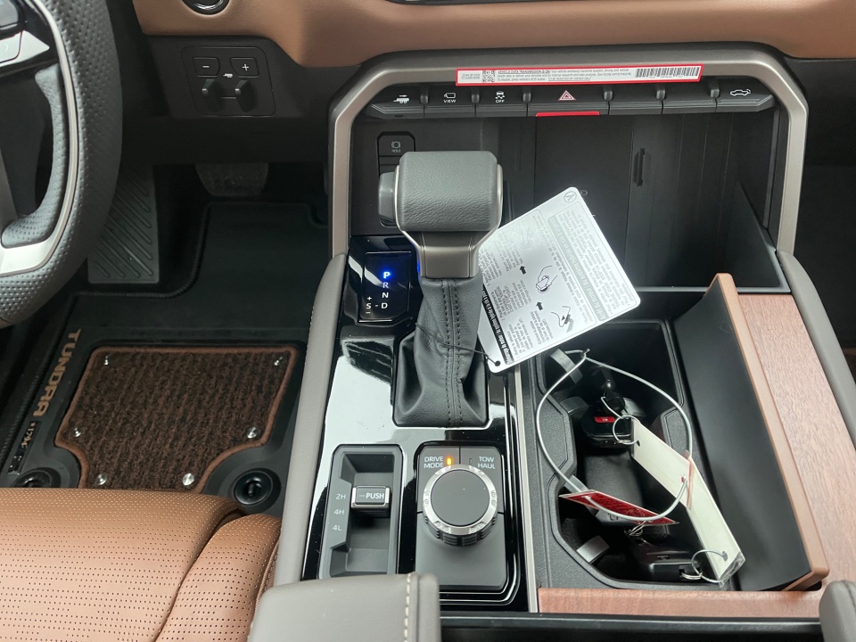 5TFMA5DB8TX378974 2026 Toyota Tundra 1794 Edition CrewMax 5.5' Bed