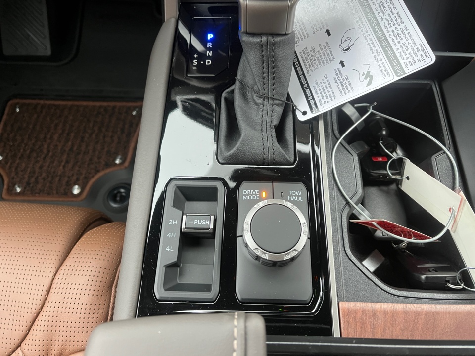 5TFMA5DB8TX378974 2026 Toyota Tundra 1794 Edition CrewMax 5.5' Bed