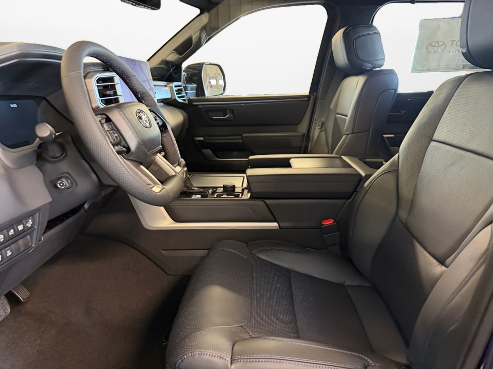 5TFNA5DB0TX415875 2026 Toyota Tundra Platinum CrewMax 5.5' Bed
